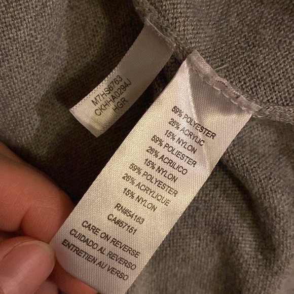 🖤CALVIN KLEIN | gray sweater with adorable flair sleeves! WOMEN’s Large🖤 - Picture 4 of 5